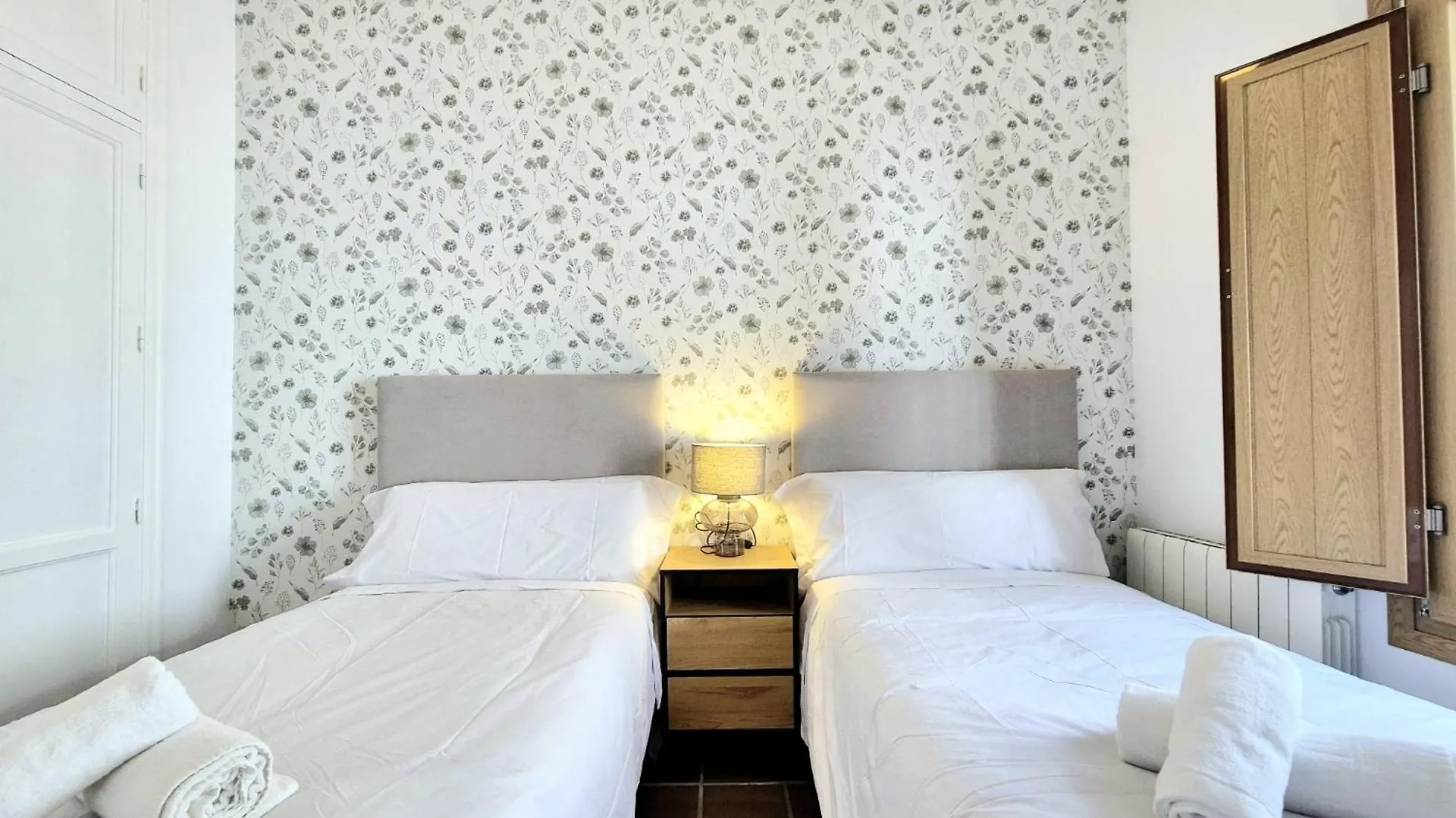 Bhost - Palace Córdoba Appartement